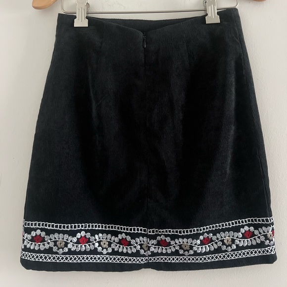 Corduroy Floral Embroidered Mini Skirt Sz Xs holiday Christmas - Picture 3 of 4